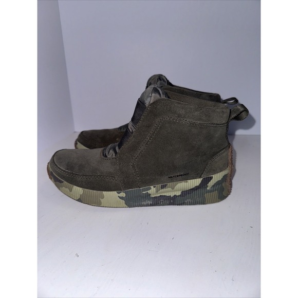 Sorel Shoes - Sorel Out 'n About Plus Women's Mid Boot-Alpine Tundra/Green Camo Size 6